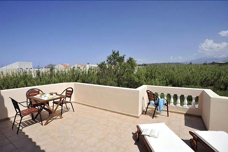 Hotel Caretta Beach Jeráni Haníon Kültér fotó
