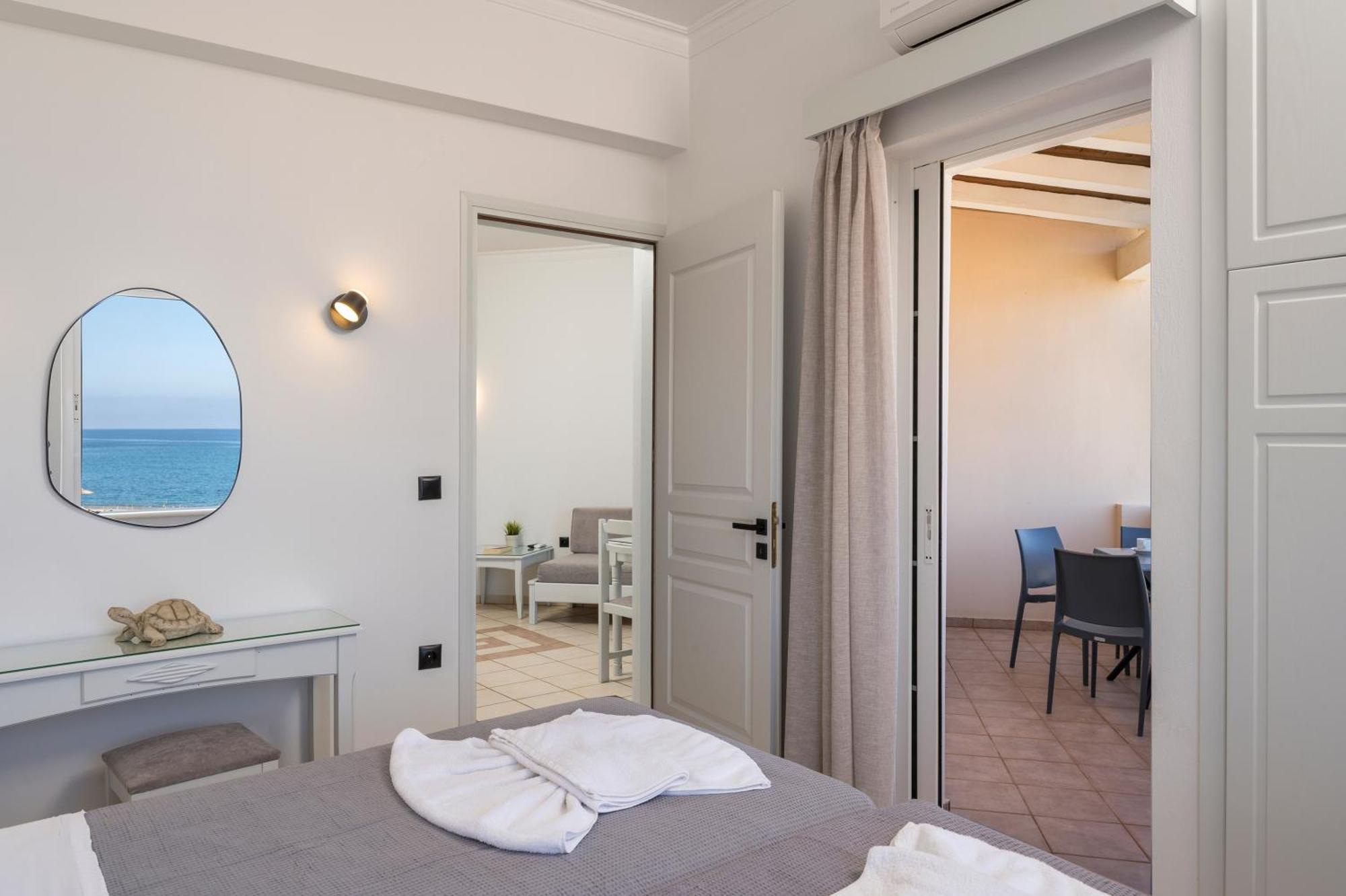 Hotel Caretta Beach Jeráni Haníon Kültér fotó